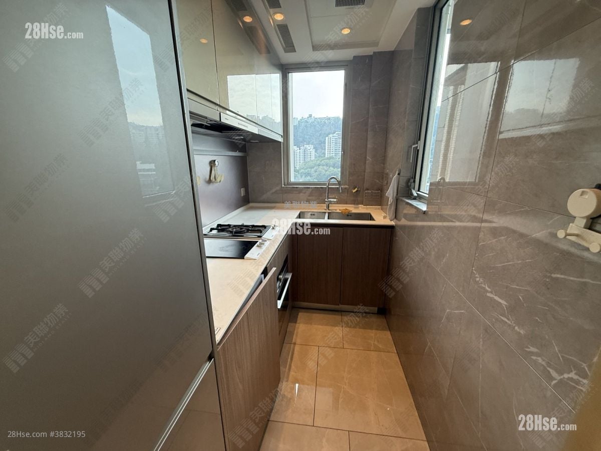 Mayfair By The Sea 8 Sell 3 Bedrooms , 3 Bathrooms 773 ft²