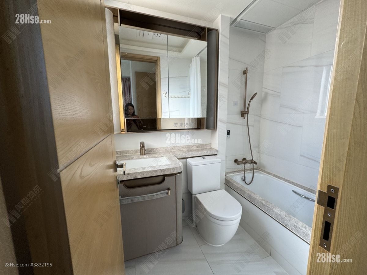 Mayfair By The Sea 8 Sell 3 Bedrooms , 3 Bathrooms 773 ft²