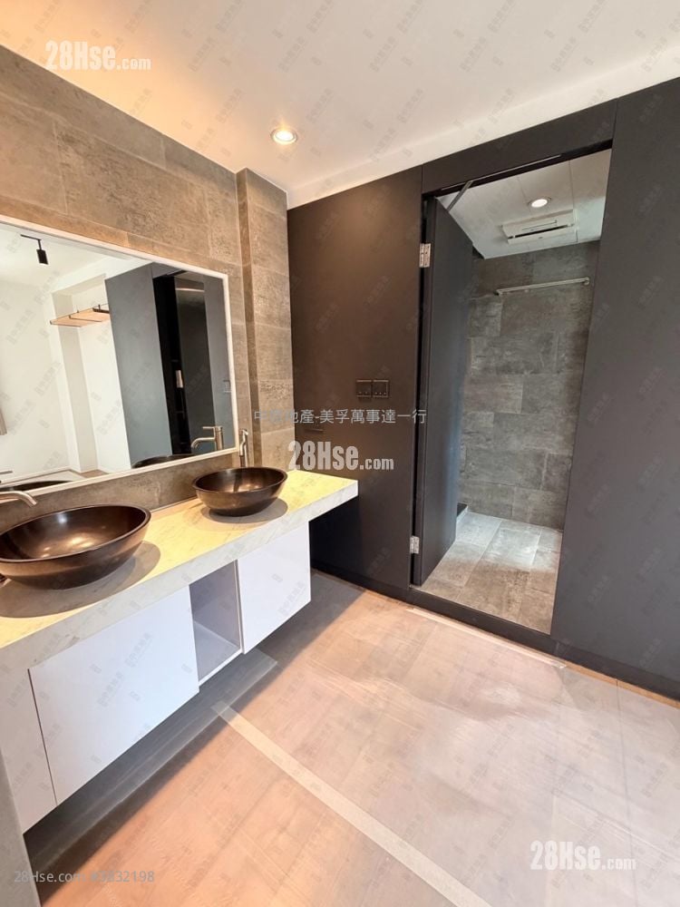 Mei Foo Sun Chuen Sell 2 Bedrooms 511 ft²