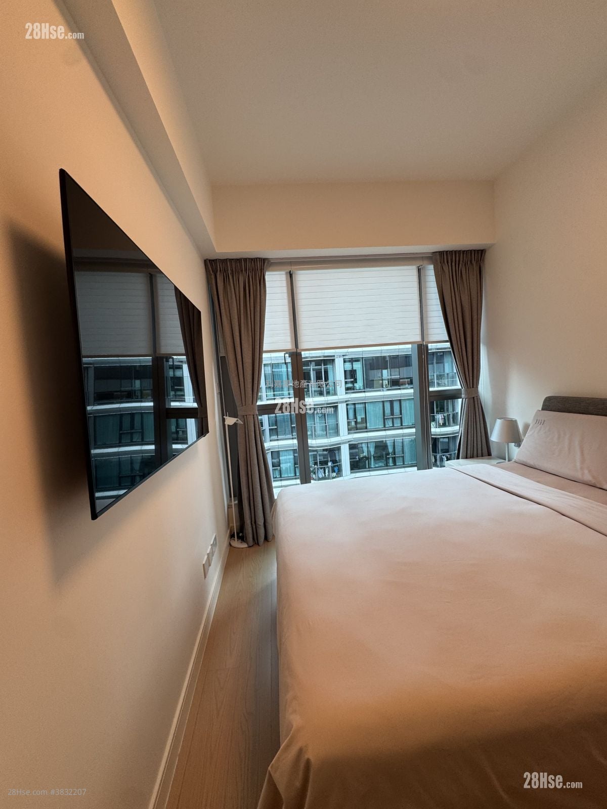 Monaco One Sell 3 Bedrooms , 2 Bathrooms 728 ft²