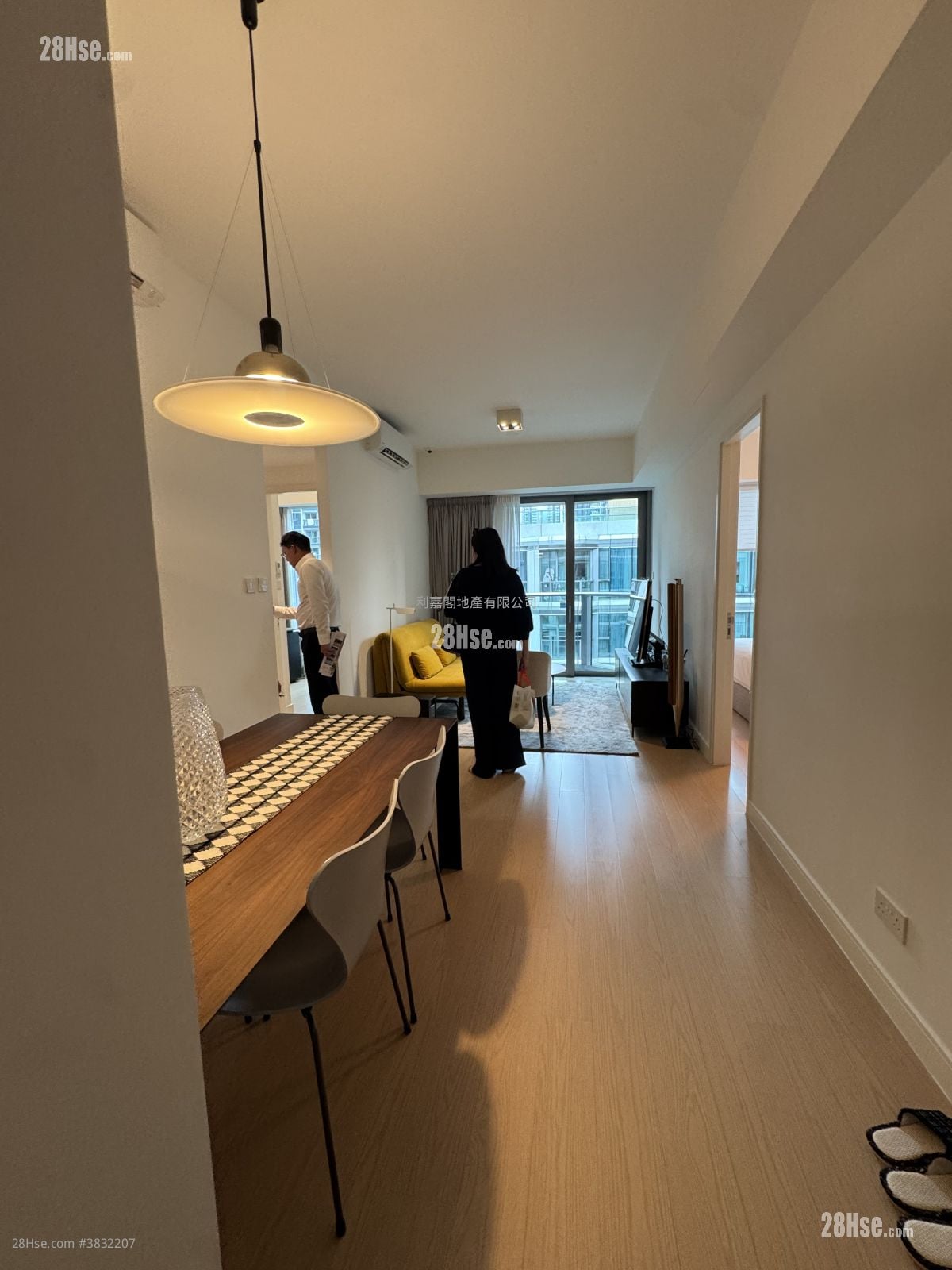 Monaco One Sell 3 Bedrooms , 2 Bathrooms 728 ft²