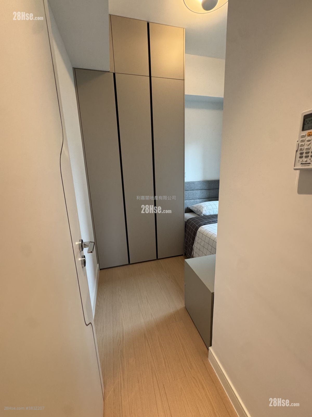 Monaco One Sell 3 Bedrooms , 2 Bathrooms 728 ft²