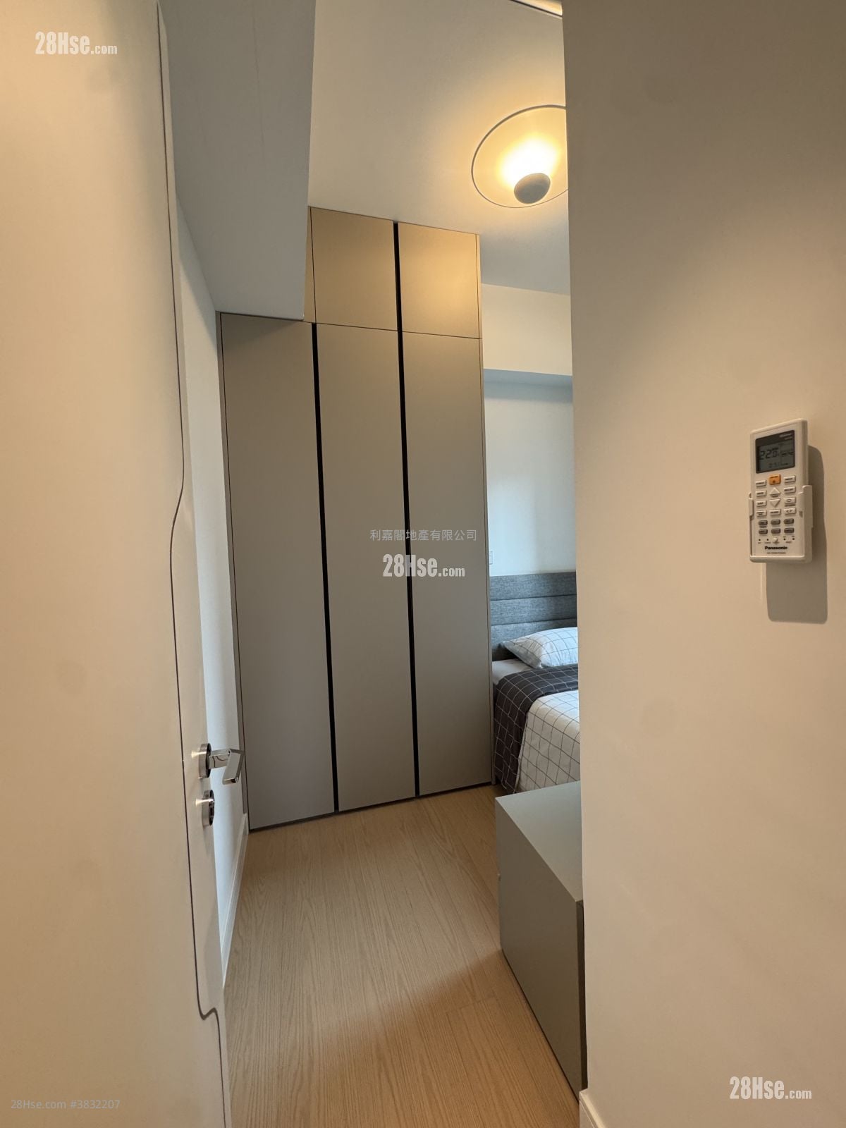 Monaco One Sell 3 Bedrooms , 2 Bathrooms 728 ft²