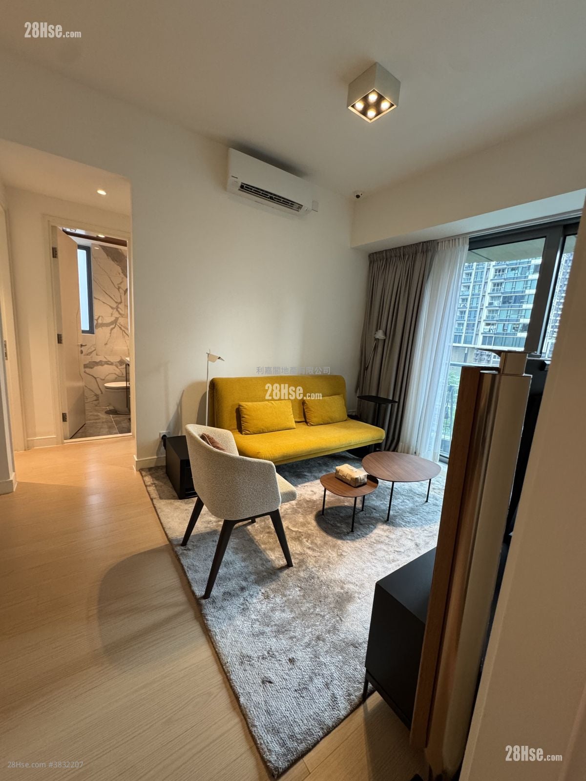 Monaco One Sell 3 Bedrooms , 2 Bathrooms 728 ft²