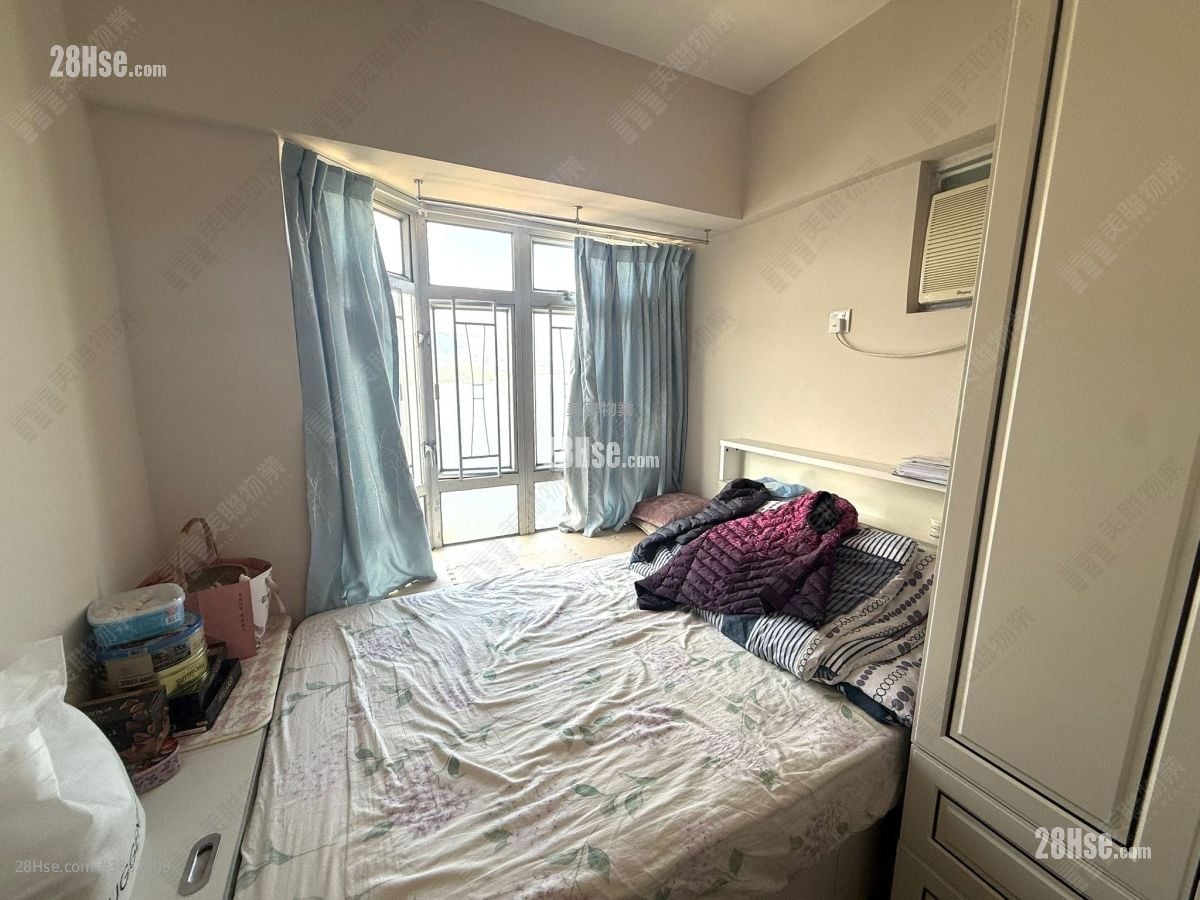 Ma On Shan Centre Sell 2 Bedrooms , 1 Bathroom 375 ft²