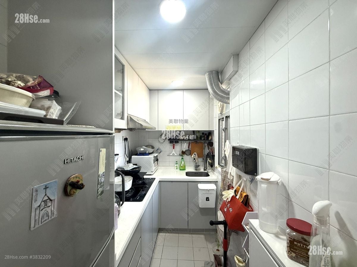 Ma On Shan Centre Sell 2 Bedrooms , 1 Bathroom 375 ft²