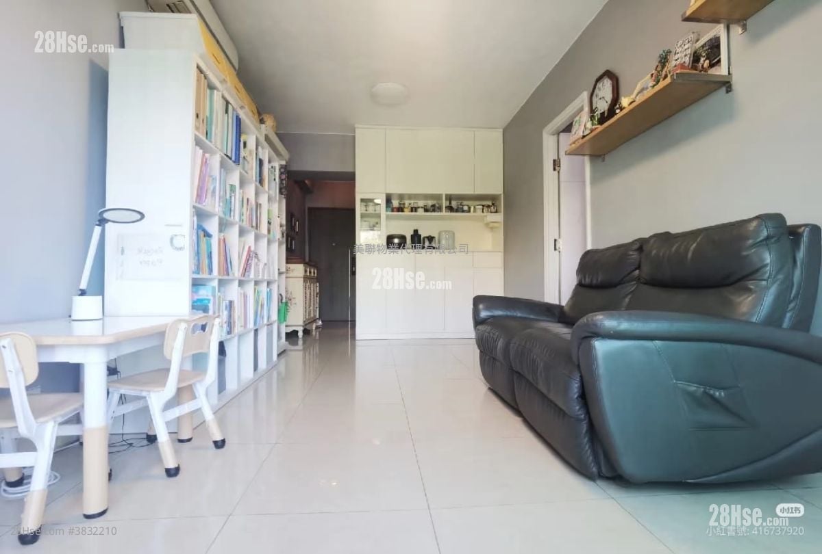 Festival City Sell 3 Bedrooms , 2 Bathrooms 678 ft²