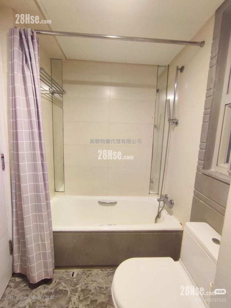 Festival City Sell 3 Bedrooms , 2 Bathrooms 678 ft²