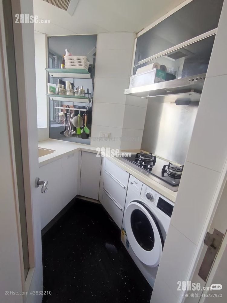 Festival City Sell 3 Bedrooms , 2 Bathrooms 678 ft²