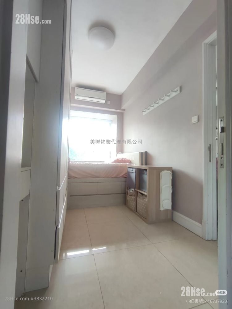 Festival City Sell 3 Bedrooms , 2 Bathrooms 678 ft²