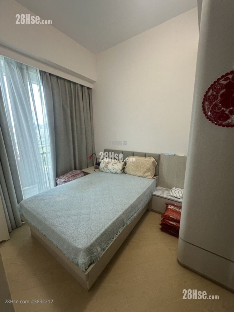 Lp10 Sell 4 Bedrooms , 2 Bathrooms 1,203 ft²