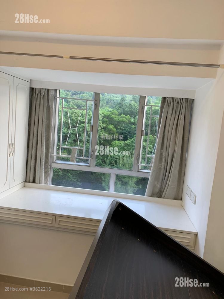 Golden Lion Garden Sell 2 Bedrooms , 1 Bathroom 306 ft²