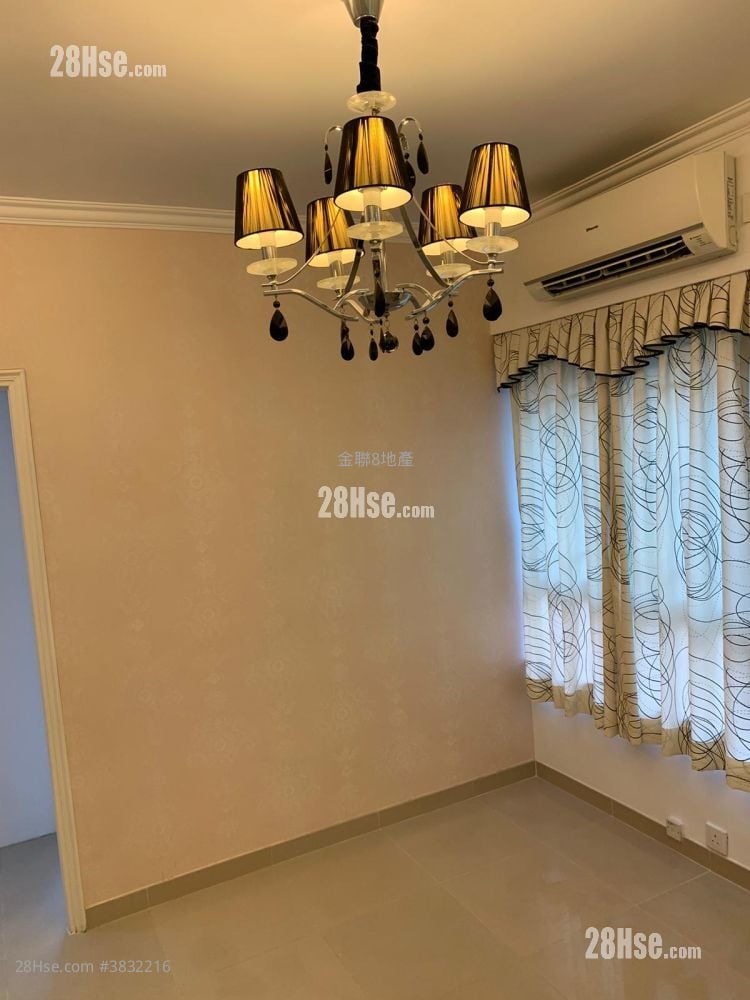 Golden Lion Garden Sell 2 Bedrooms , 1 Bathroom 306 ft²