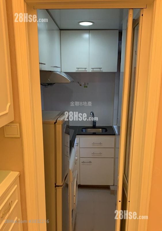 Golden Lion Garden Sell 2 Bedrooms , 1 Bathroom 306 ft²