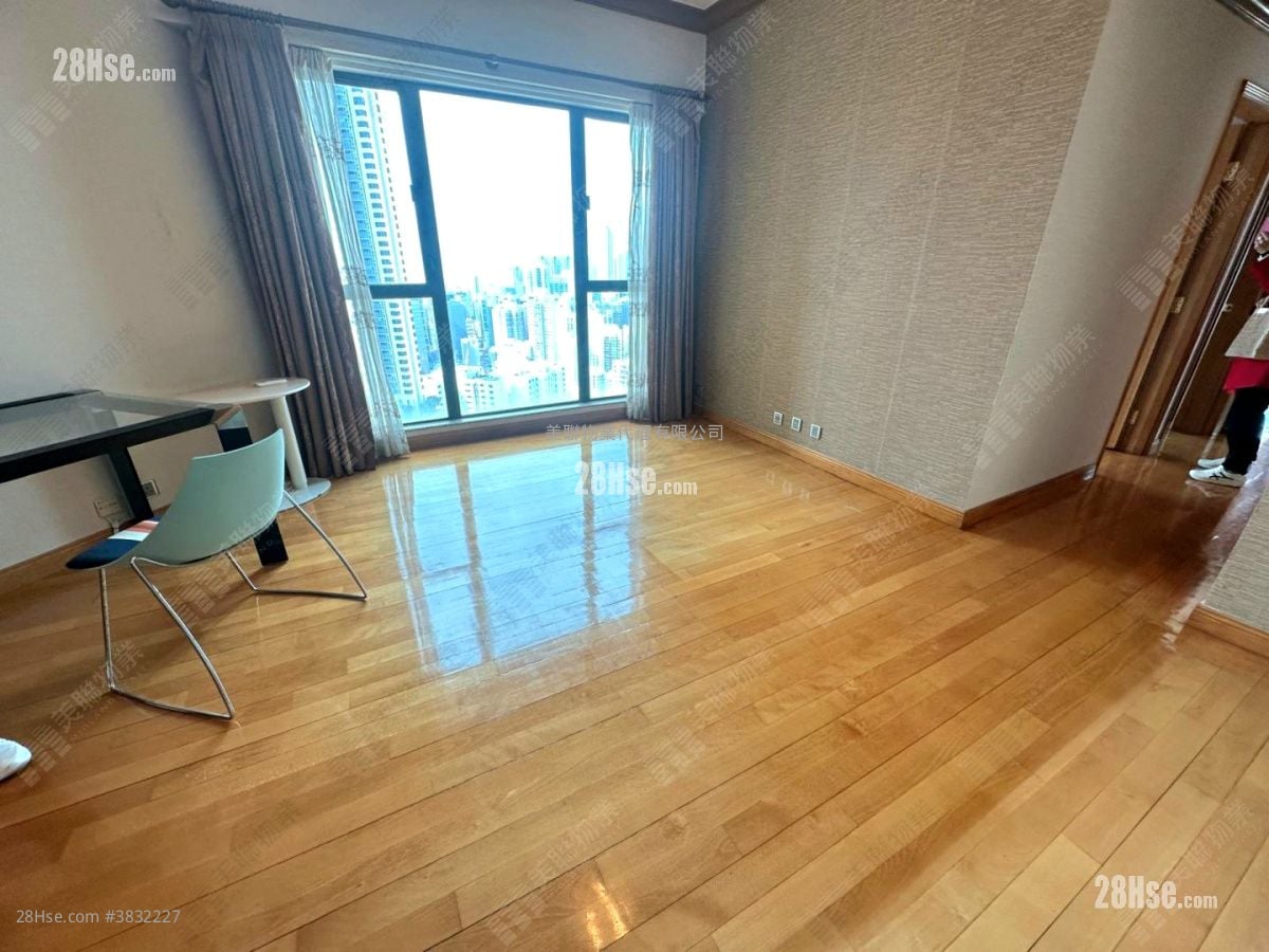 Ellery Terrace Sell 3 Bedrooms , 2 Bathrooms 913 ft²