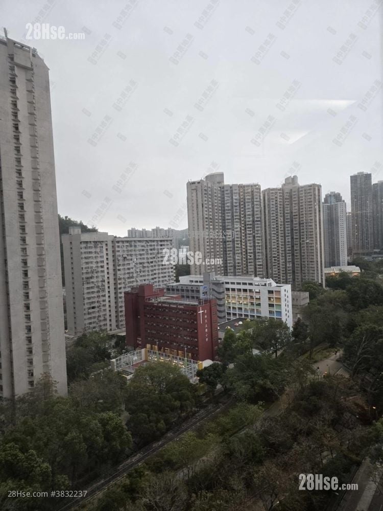 叠翠轩 售盘 4 房 , 2 浴室 660 平方尺