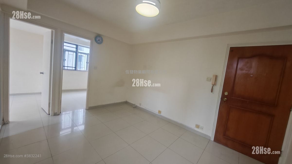 Yiu Po Mansion Sell 2 Bedrooms , 1 Bathroom 368 ft²