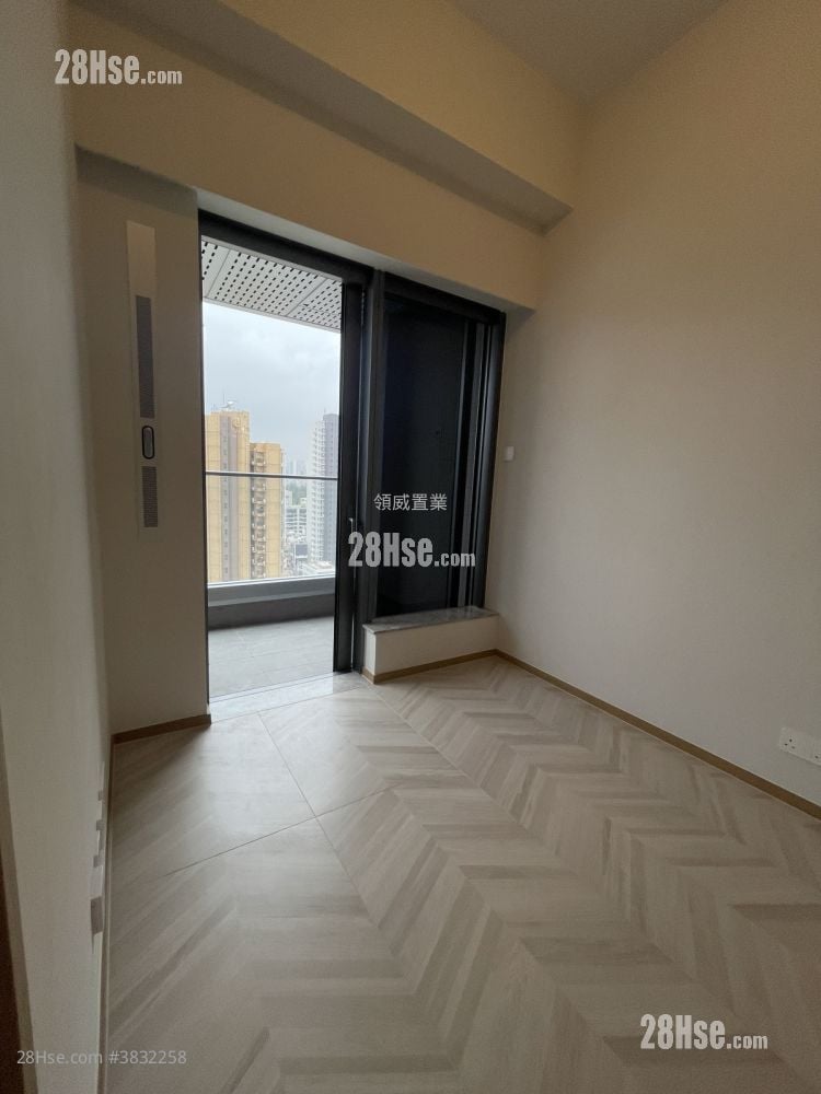 Eight Southpark Rental 1 Bedroom , 1 Bathroom 263 ft²
