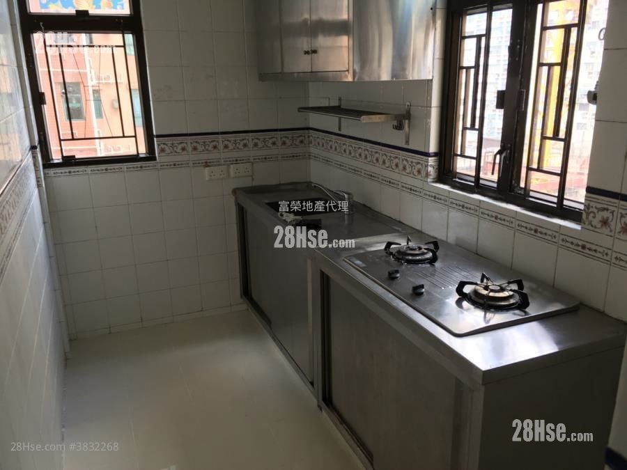 Yiu Cheong Building Rental 3 Bedrooms , 1 Bathroom 559 ft²