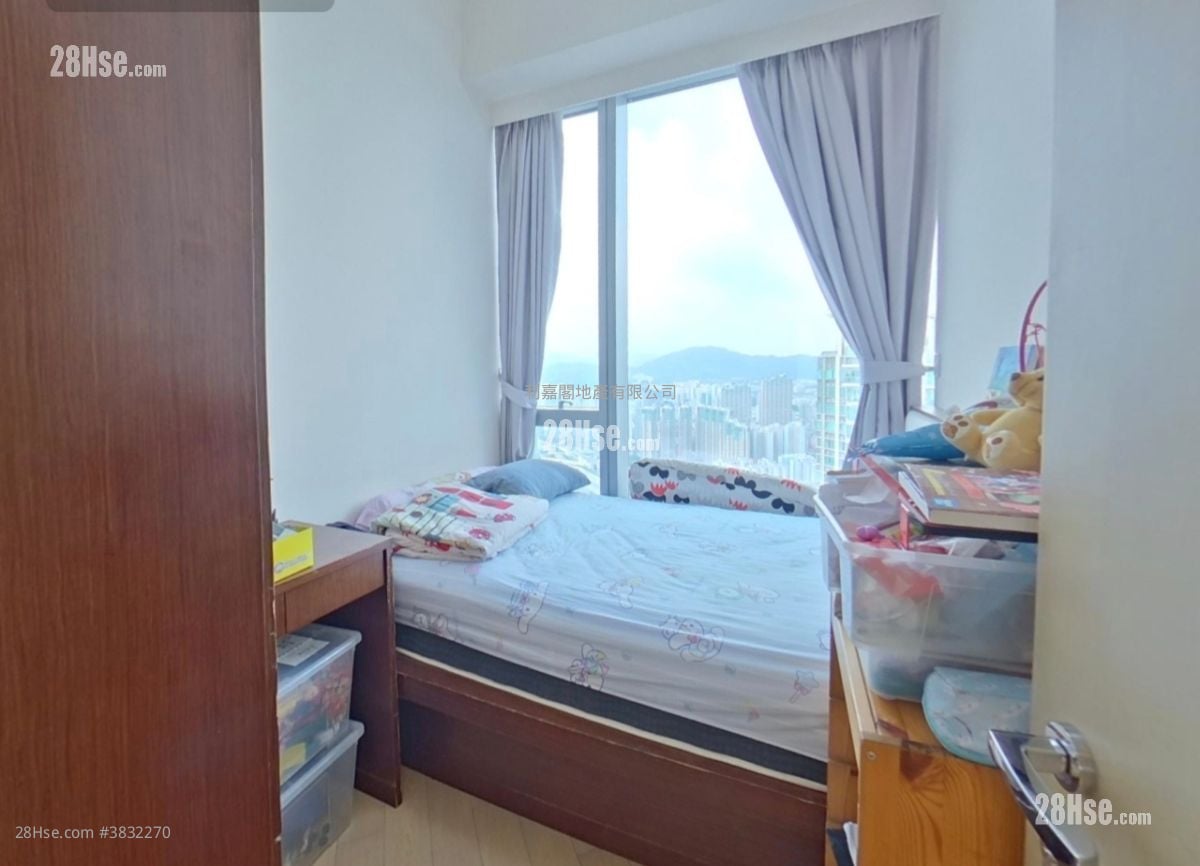 天玺 售盘 3 房 , 2 浴室 906 平方尺