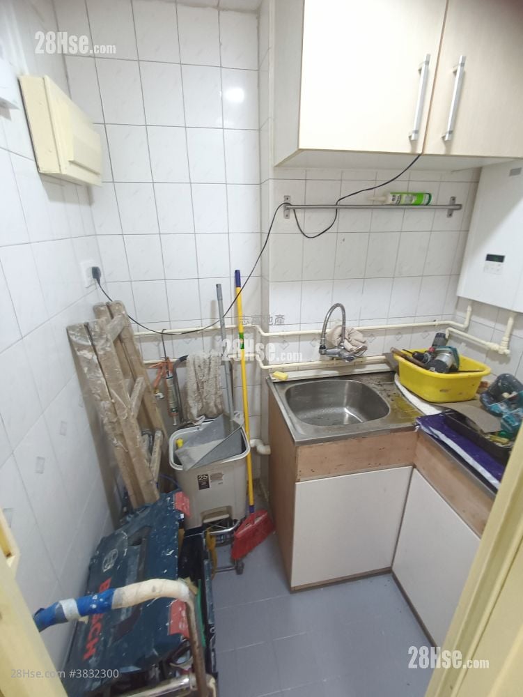 Peace Mansion Rental 2 Bedrooms , 1 Bathroom 429 ft²