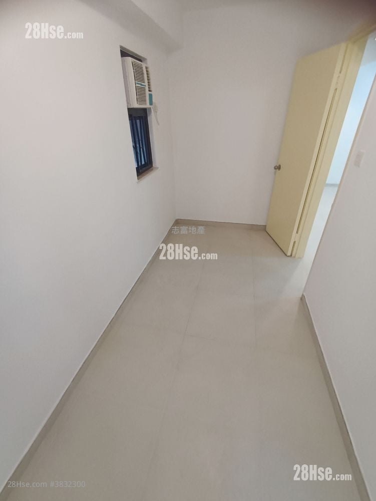 Peace Mansion Rental 2 Bedrooms , 1 Bathroom 429 ft²