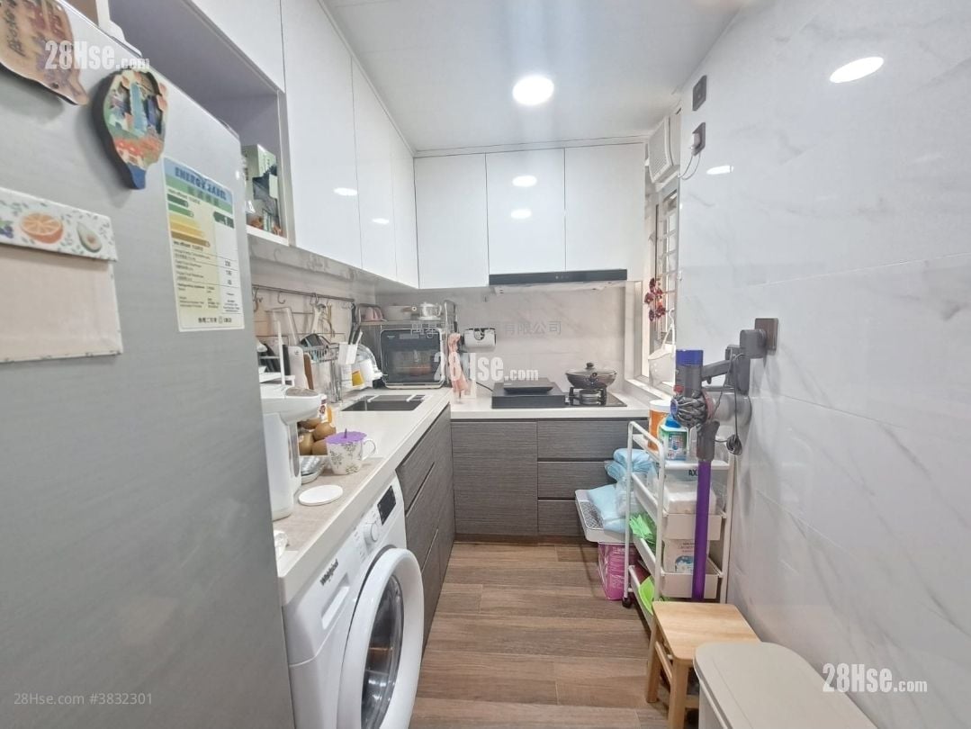 丽翠苑 售盘 2 房 384 平方尺
