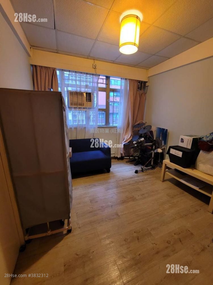 Kiu Kong Mansion Sell 2 Bedrooms , 1 Bathroom 724 ft²