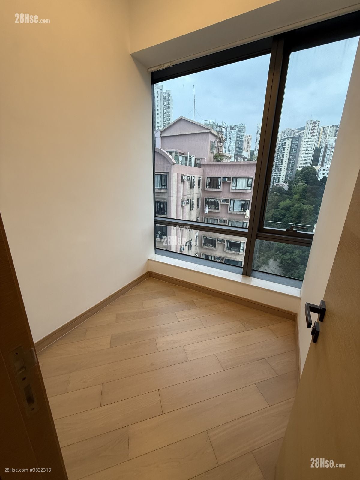 Jones Hive Rental 2 Bedrooms , 1 Bathroom 440 ft²