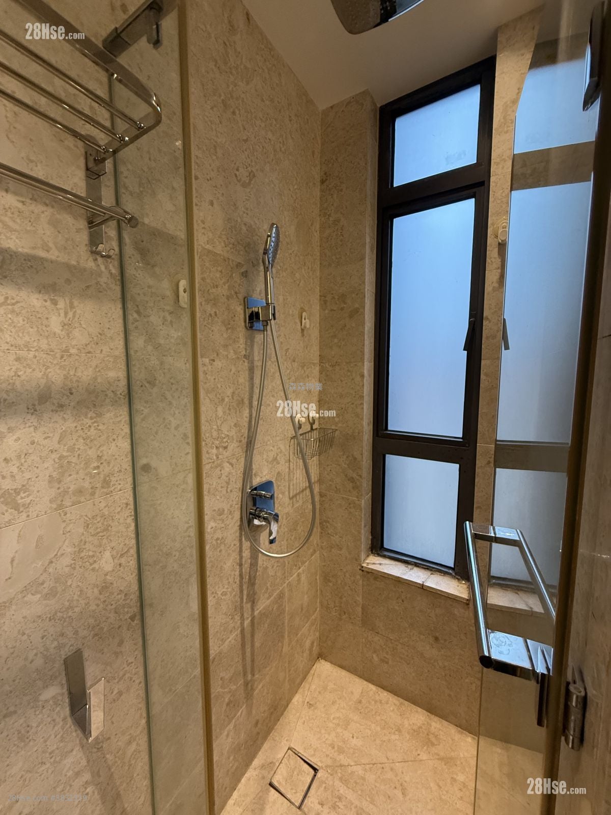 Jones Hive Rental 2 Bedrooms , 1 Bathroom 440 ft²