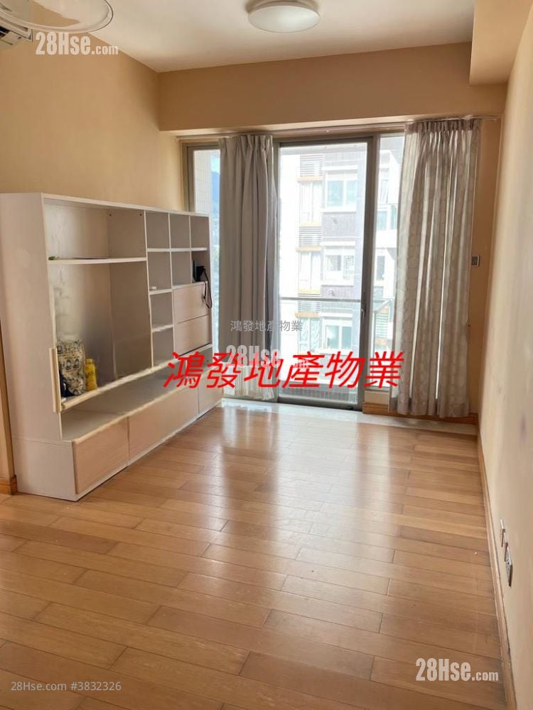 Sevilla Crest Sell 2 Bedrooms , 1 Bathroom 427 ft²