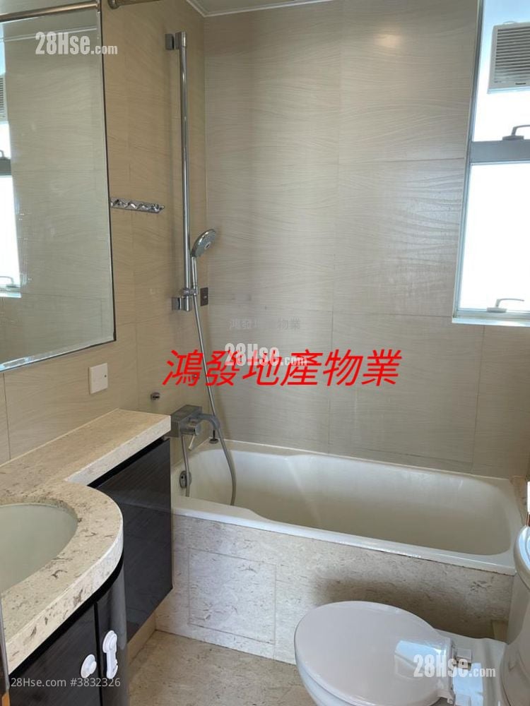 Sevilla Crest Sell 2 Bedrooms , 1 Bathroom 427 ft²