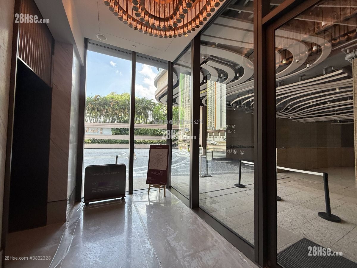 Uptown East Rental Studio , 1 Bathroom 273 ft²