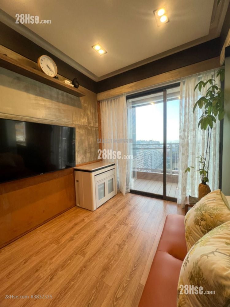 Jade Suites Sell 2 Bedrooms , 1 Bathroom 381 ft²