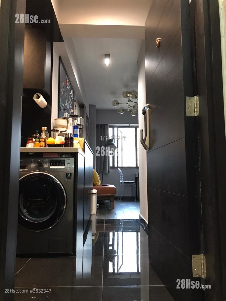 Kam Key Mansion Rental 1 Bedroom , 1 Bathroom 338 ft²