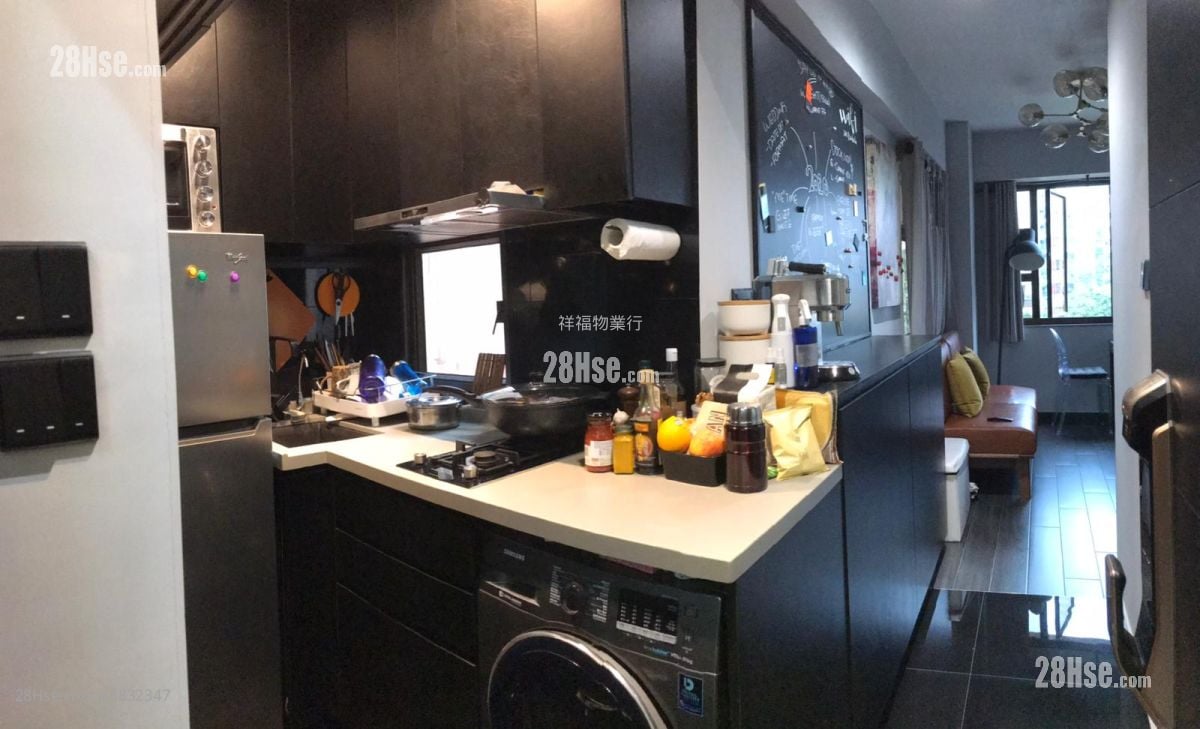 Kam Key Mansion Rental 1 Bedroom , 1 Bathroom 338 ft²