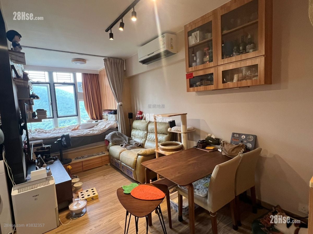 Shan Lai Court Sell 287 ft²