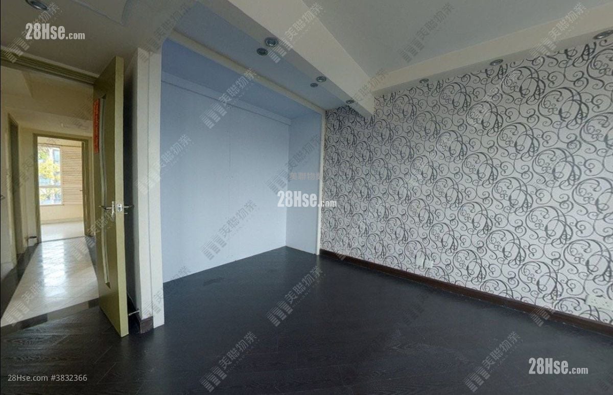 Rolling Hills Sell 3 Bedrooms , 4 Bathrooms 1,431 ft²
