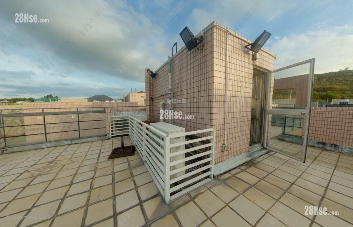 Rolling Hills Sell 3 Bedrooms , 4 Bathrooms 1,431 ft²