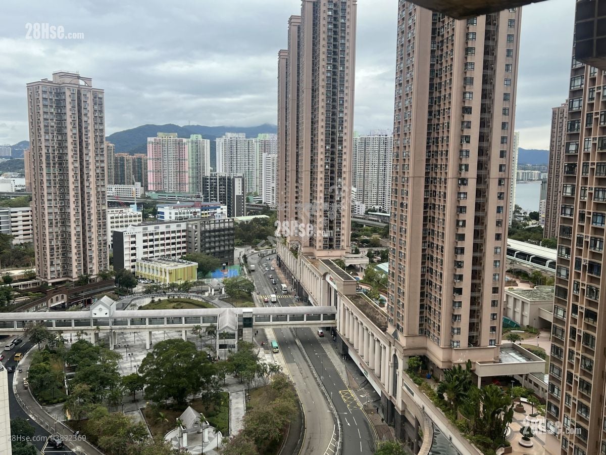 Sunshine City Rental 2 Bedrooms , 1 Bathroom 321 ft²