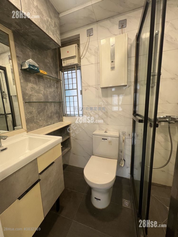 Sunshine City Rental 2 Bedrooms , 1 Bathroom 321 ft²
