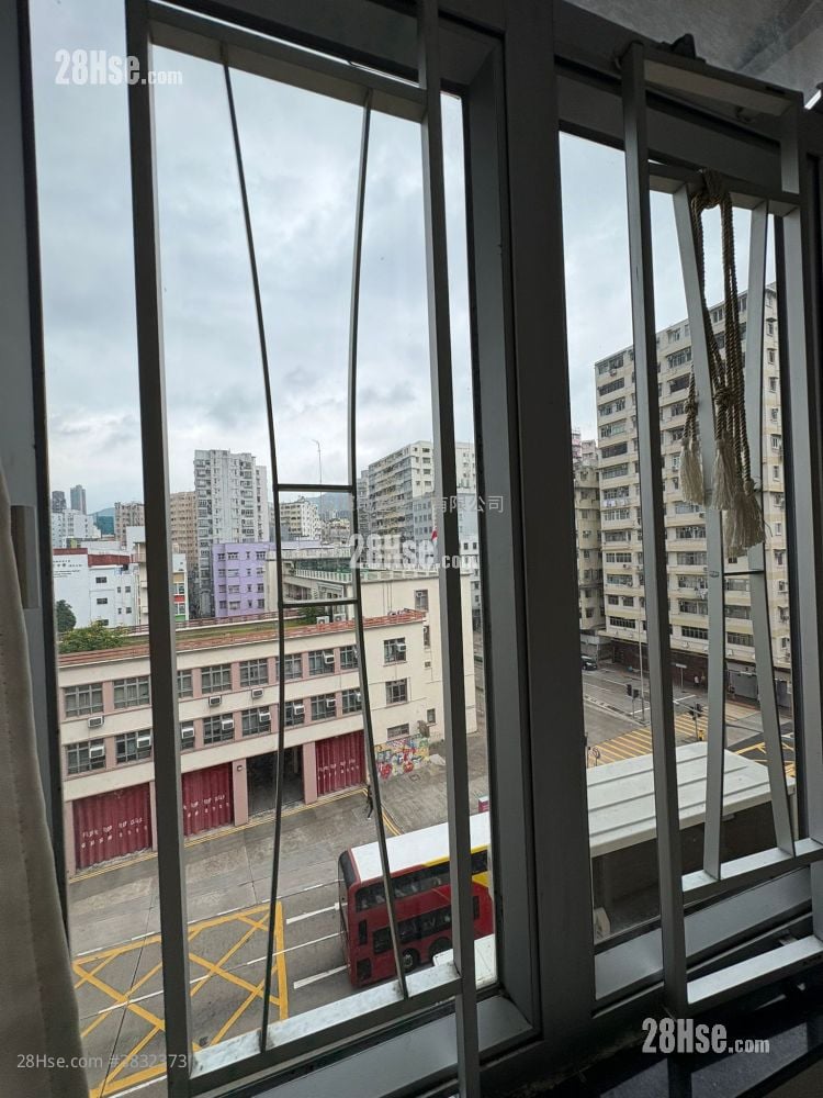67 Prince Edward Road West Rental Studio , 1 Bathroom 150 ft²