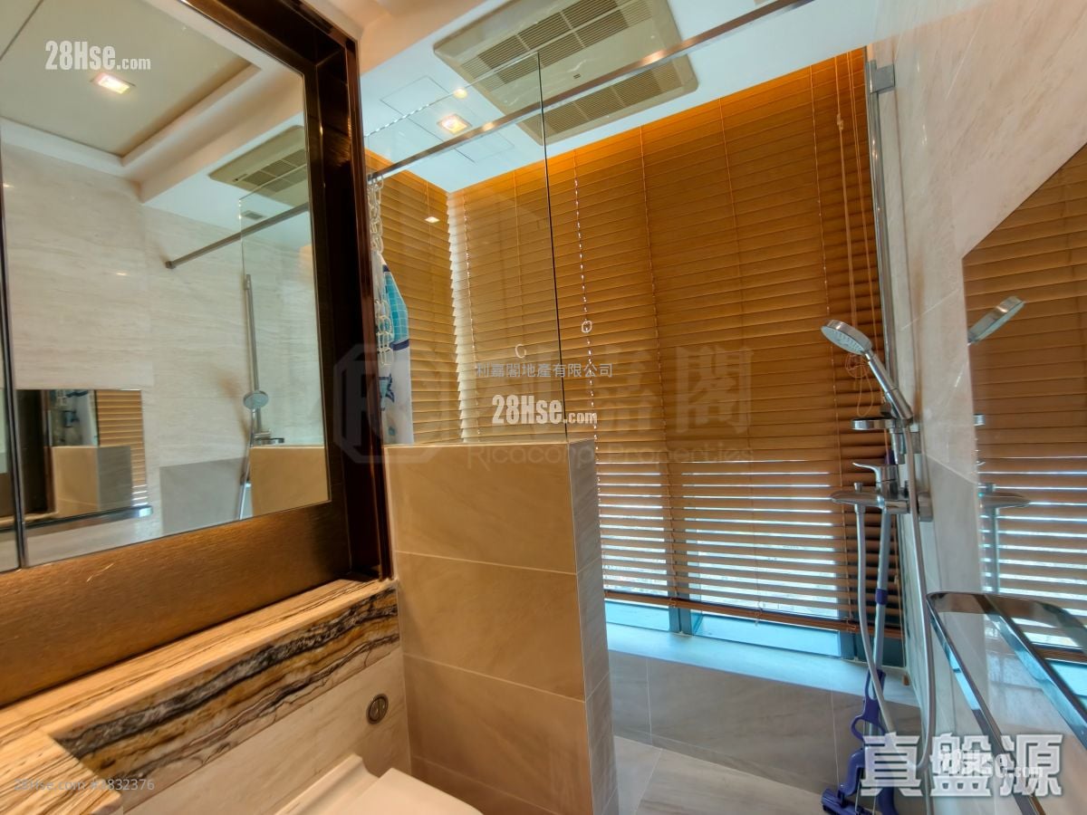 Mount One Rental 3 Bedrooms , 2 Bathrooms 846 ft²