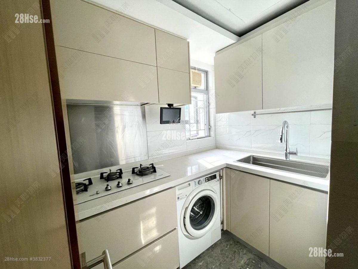 The Reach Rental 3 Bedrooms , 2 Bathrooms 659 ft²