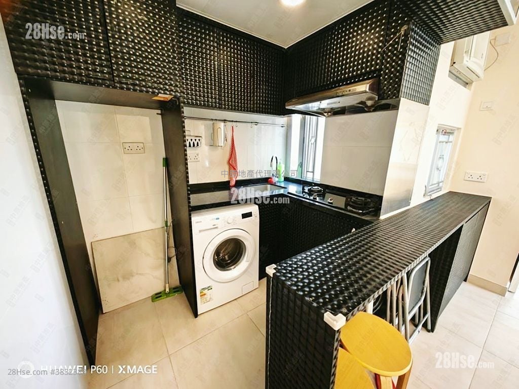 Tai Po Centre Rental 2 Bedrooms , 1 Bathroom 379 ft²