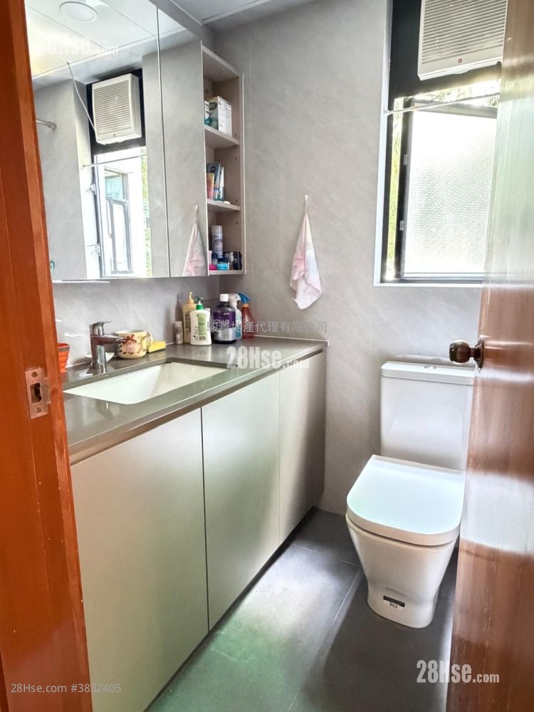 Villa Claire Sell 2 Bathrooms 490 ft²