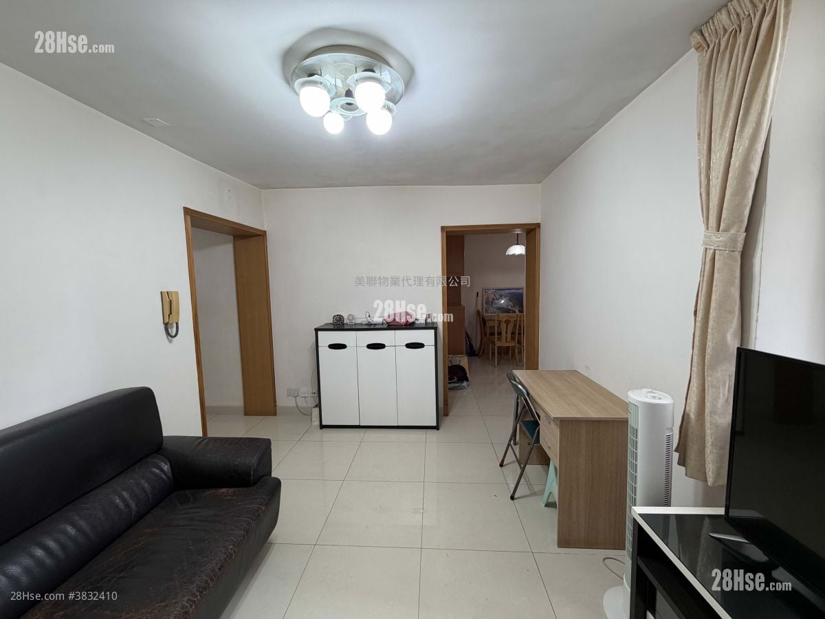 On Ning Garden Sell 3 Bedrooms , 1 Bathroom 583 ft²