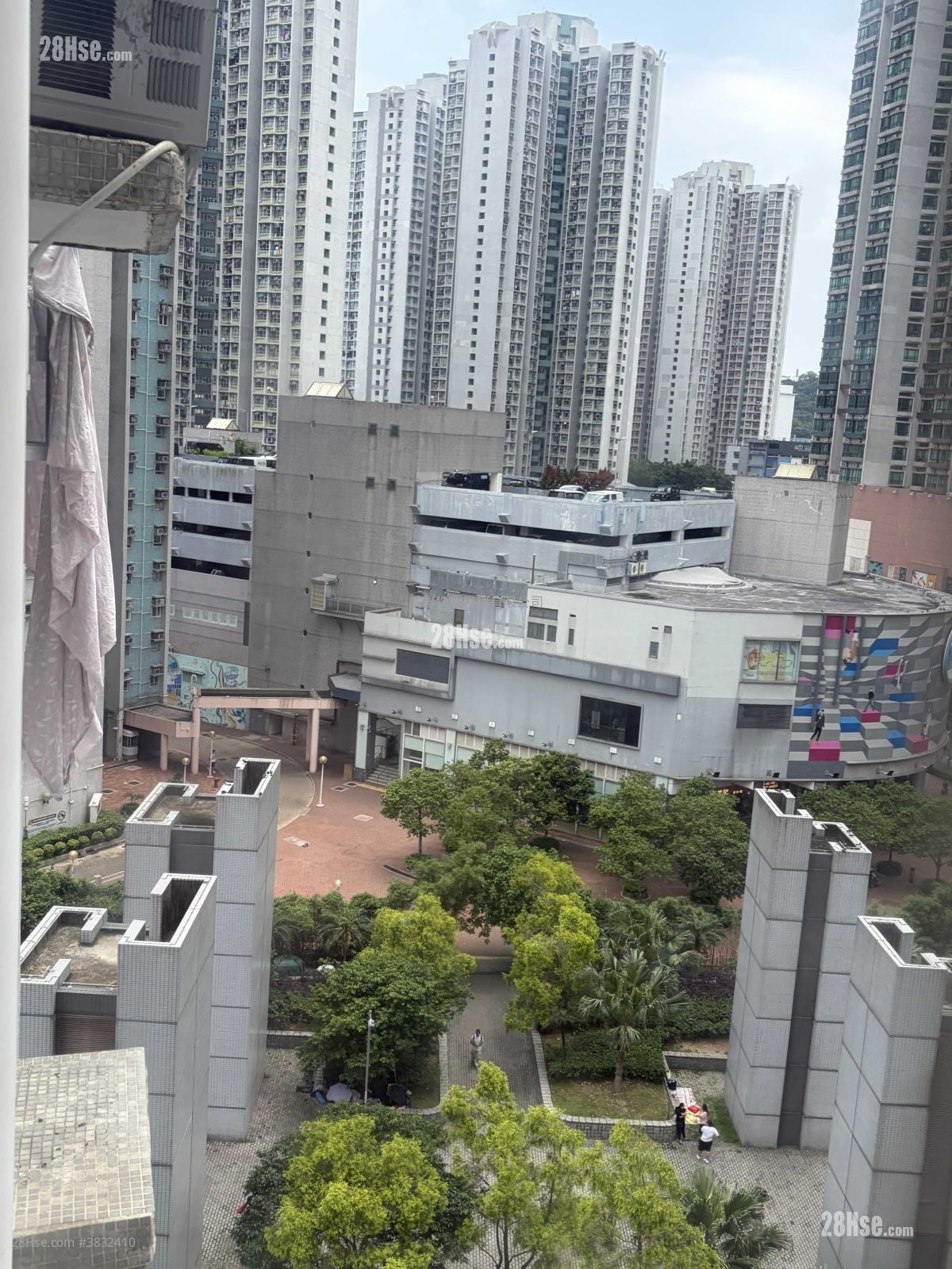 On Ning Garden Sell 3 Bedrooms , 1 Bathroom 583 ft²