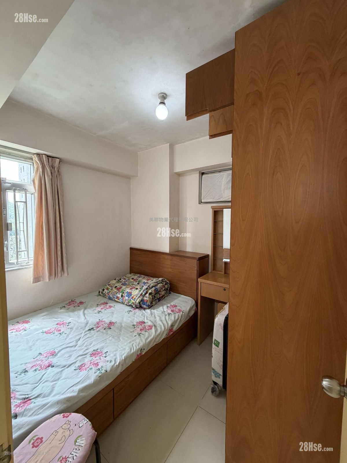 On Ning Garden Sell 3 Bedrooms , 1 Bathroom 583 ft²