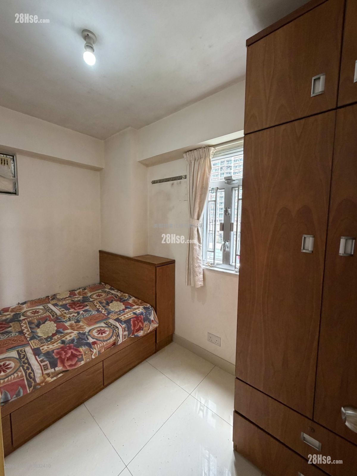 On Ning Garden Sell 3 Bedrooms , 1 Bathroom 583 ft²